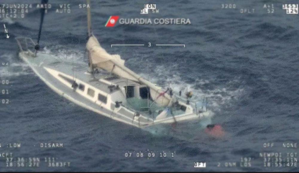 दक्षिणी इटालीमा दुई जहाज डुब्दा ११ जनाको मृत्यु, ६० भन्दा बढी बेपत्ता