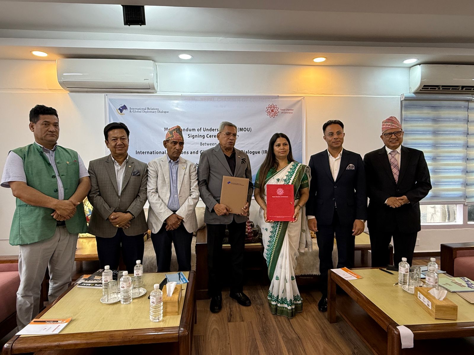 आर्थिक कूटनीति र लगानी प्रवर्द्धनका लागि चेम्बर र आईआरजीडीडीले सहकार्य गर्ने