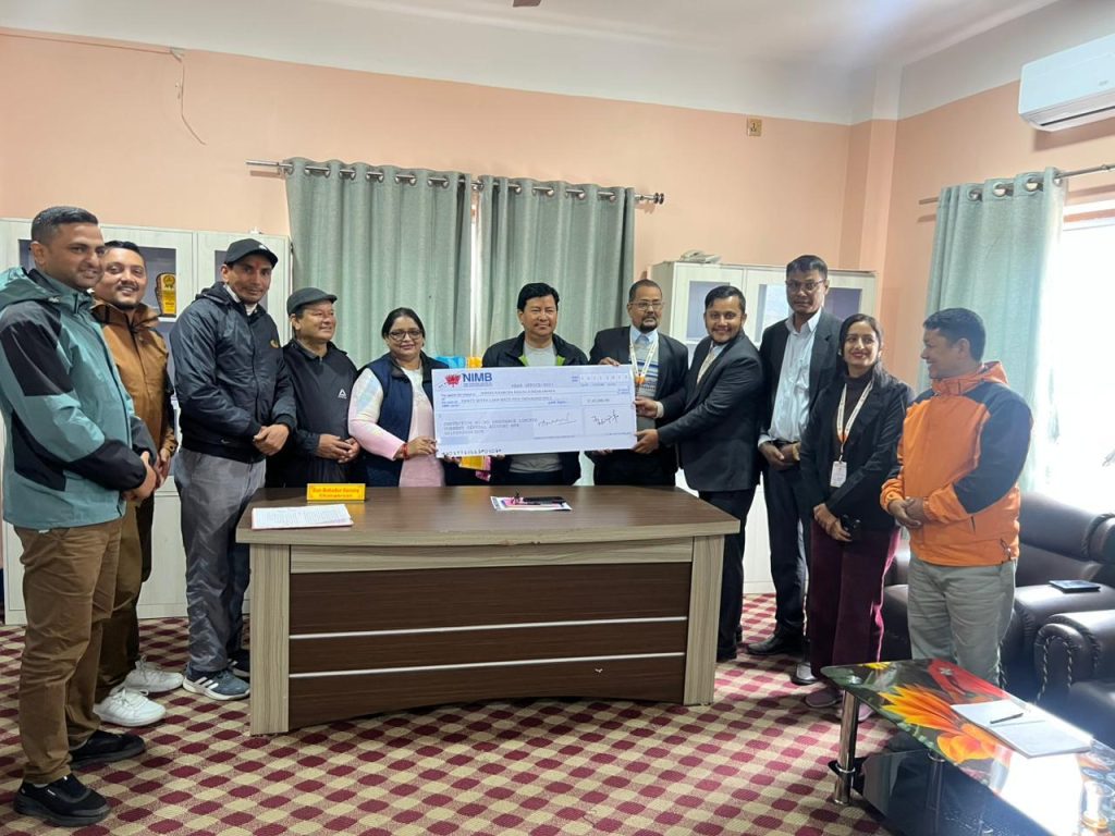 इच्छाकामना गाउँपालिकालाई प्रोटेक्टिभ माइक्रो इन्स्योरेन्सद्वारा साढे ३७ लाख बीमा रकम हस्तान्तरण