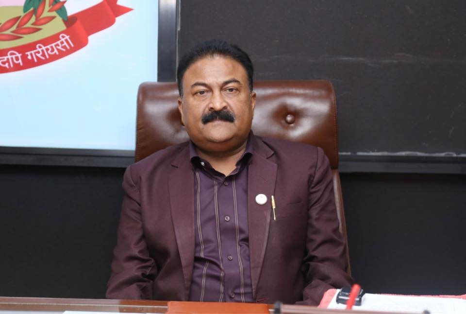राजीनामापछि मन्त्री गुप्ताको स्टाटस - 'कहिले काहिँ नखाएको विष पनि लाग्दो रहेछ'