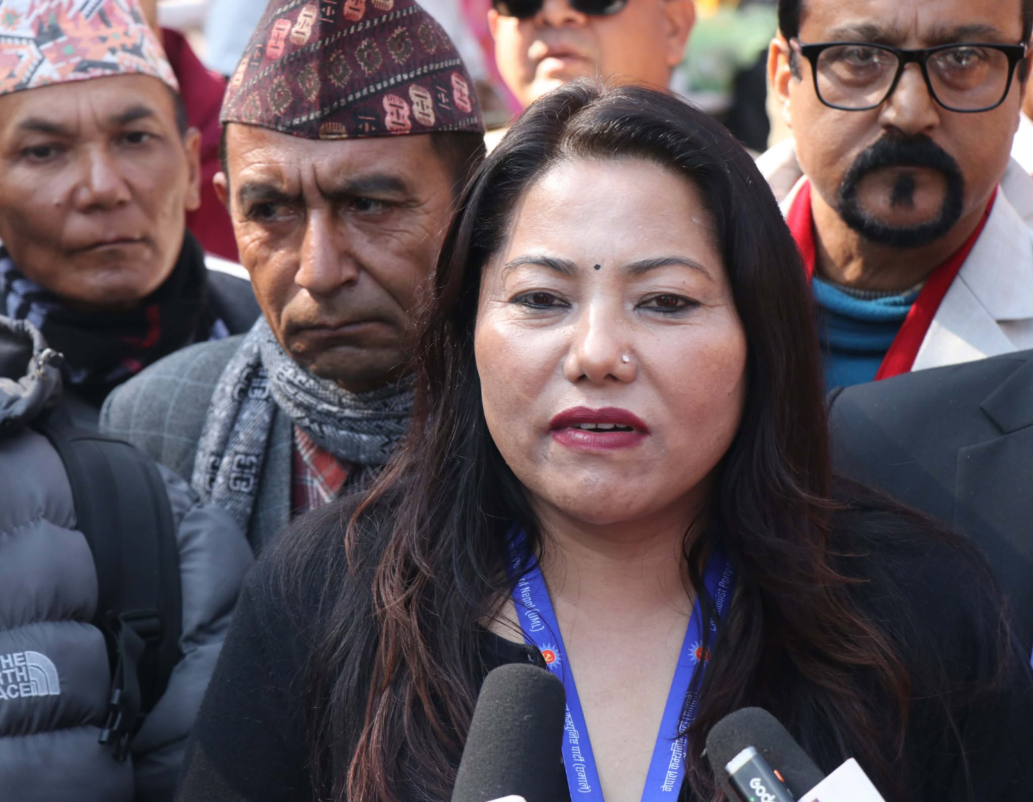 मैले गल्ती गरेँ, साथ दिनुस् भन्दै हिँडेकी छु  - रामकुमारी झाँक्री