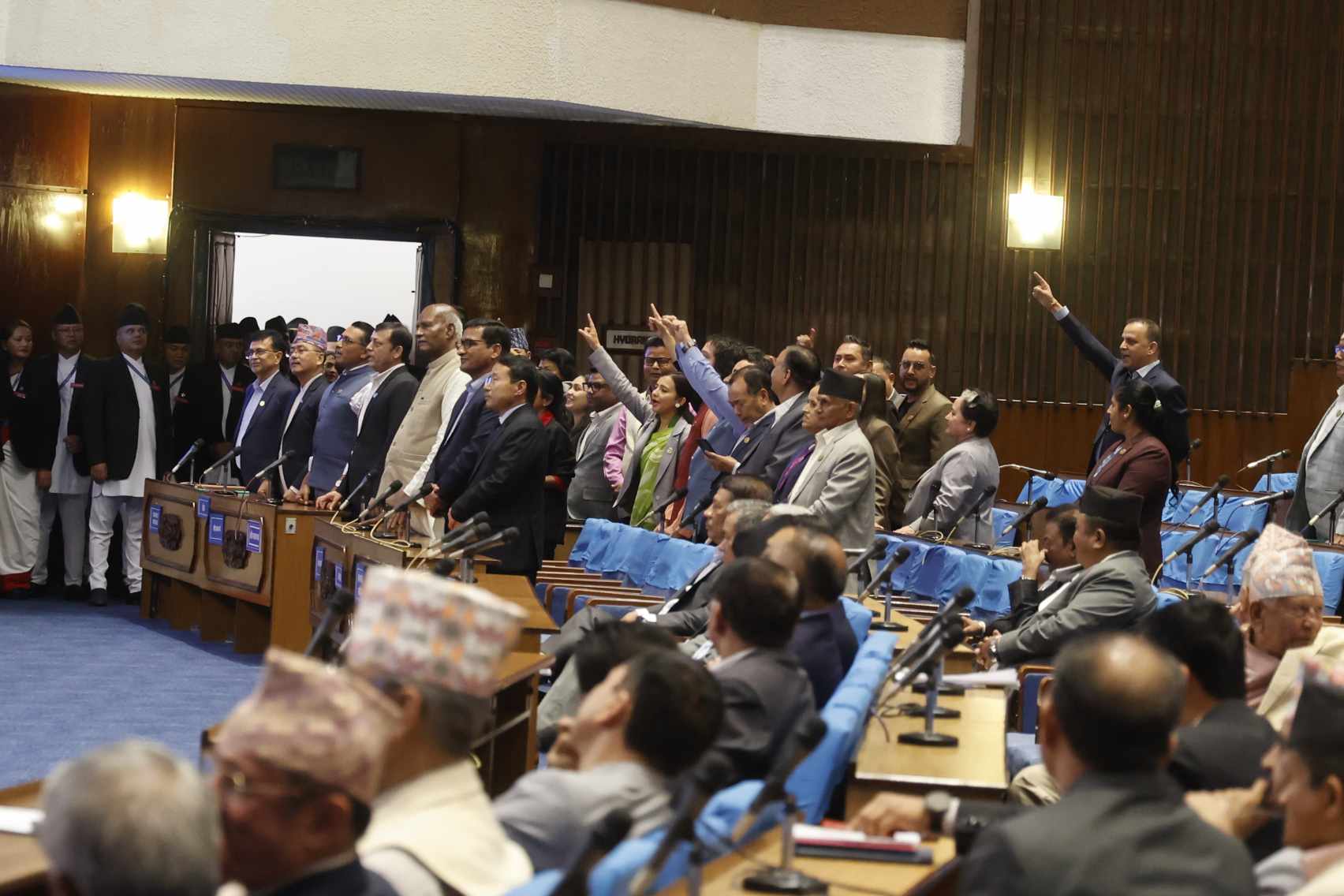 संसदमा आज पनि विपक्षीको विरोध, शुक्रबारसम्मलाई बैठक स्थगित