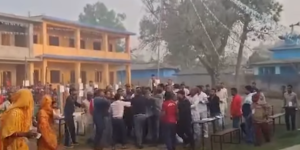 सर्लाही–४ बसबरियामा मतदानलगत्तै हुलदंगा