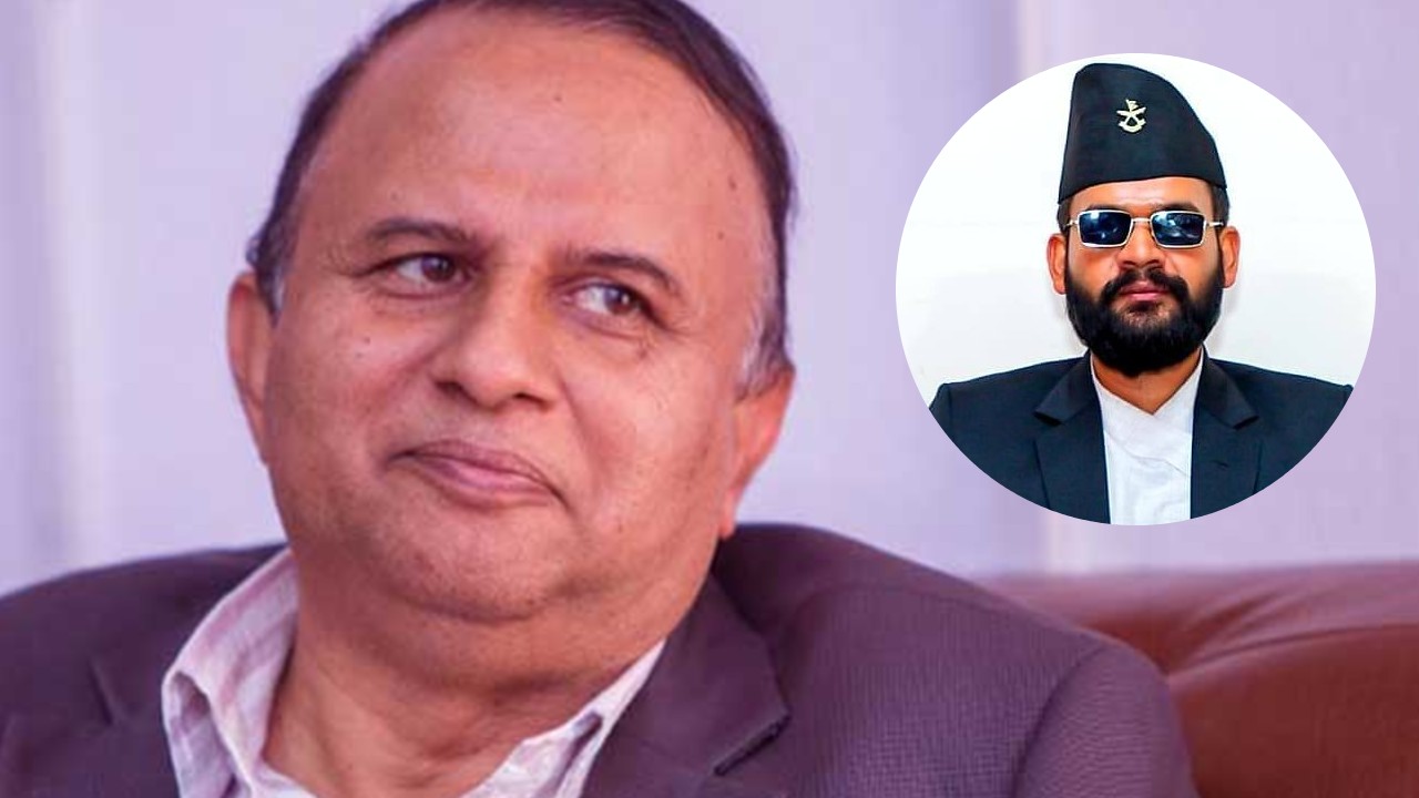 शंकर पोखरेलको टिप्पणी : “बालेनले राजनीतिक दललाई दोषारोपण गरेर पानीमाथिको ओभानो बन्न खोजे”