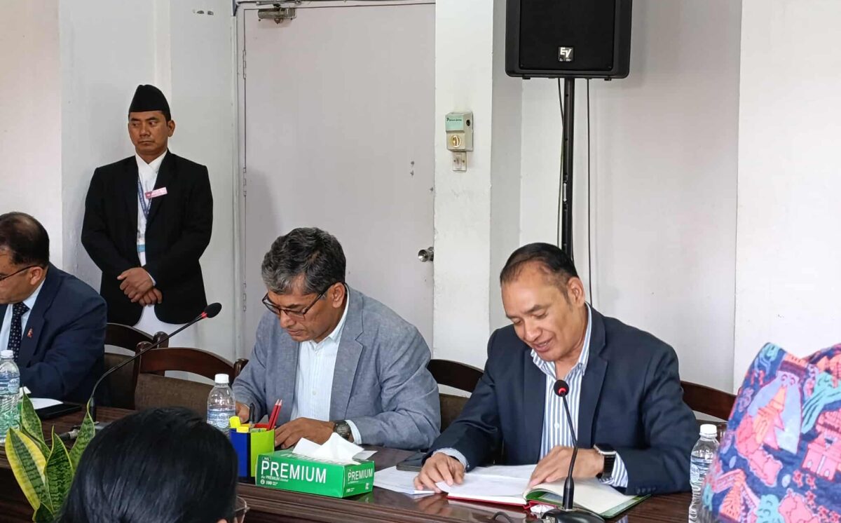 आवश्यकताको आधारमा भन्दा पहुँचको भरमा मौद्रिक नीति आउँछ : मिनबहादुर श्रेष्ठ