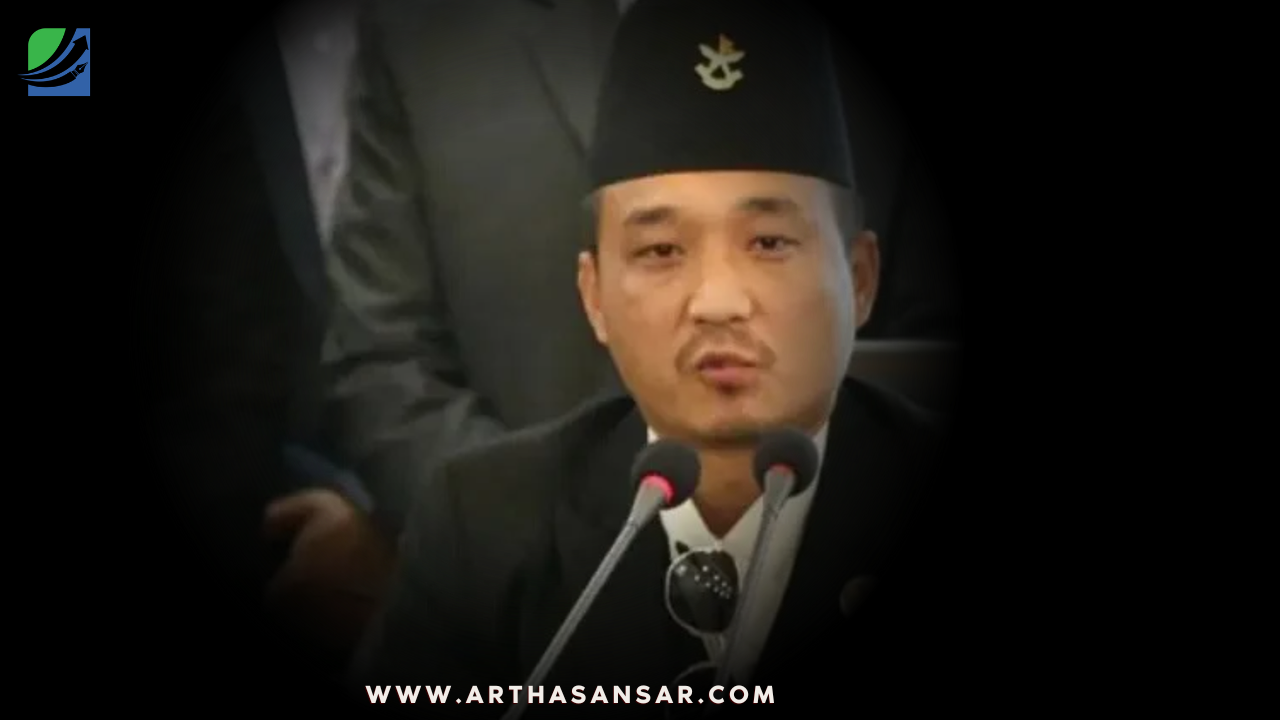 ओली र लेखक पक्राउपछि गृहमन्त्री गुरुङको भनाइ—“यो प्रतिशोध होइन, न्यायको सुरुवात”