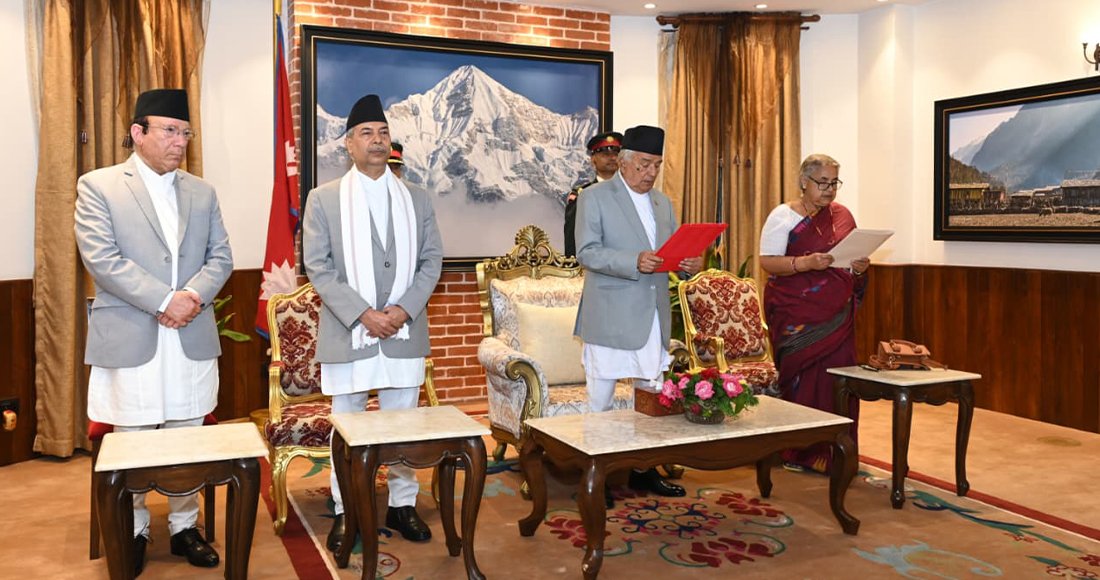 नवनियुक्त प्रधानमन्त्री कार्कीले लिइन् शपथ