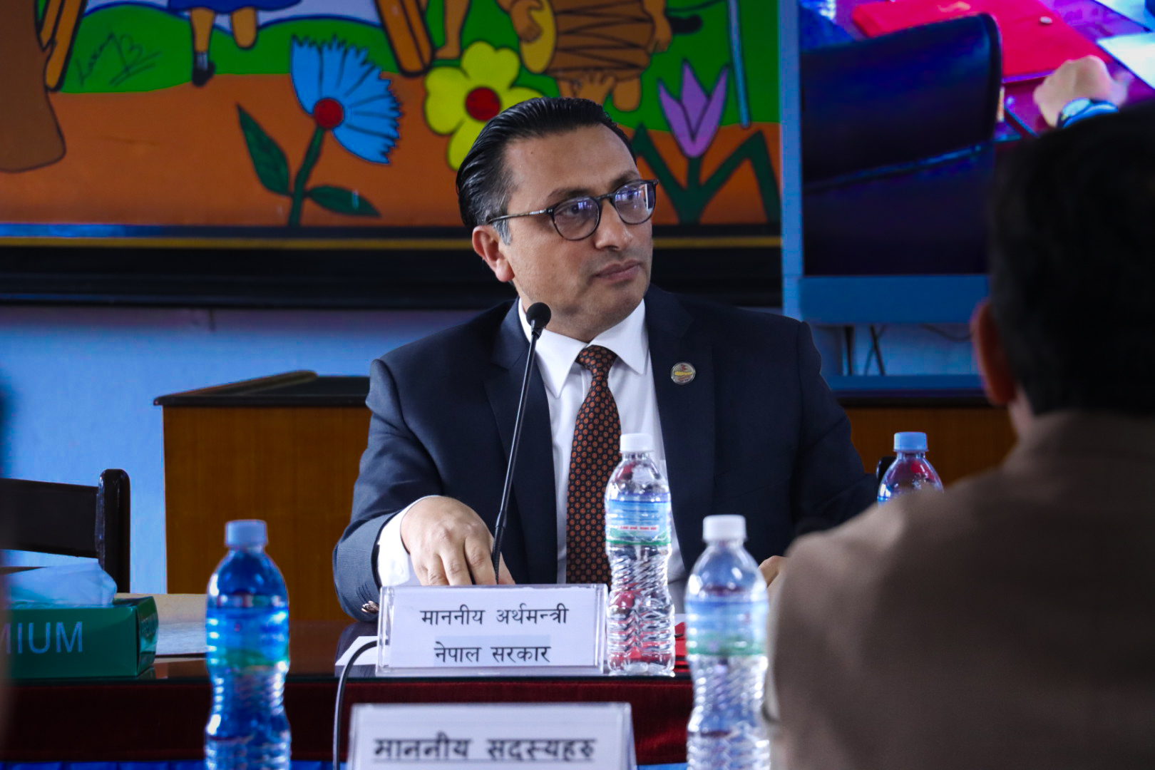 बेइमानी गरेको प्रमाण दिनुस् राजनीति मात्रै होइन सार्वजनिक जीवन नै त्यागिदिन्छु - अर्थमन्त्री वाग्ले
