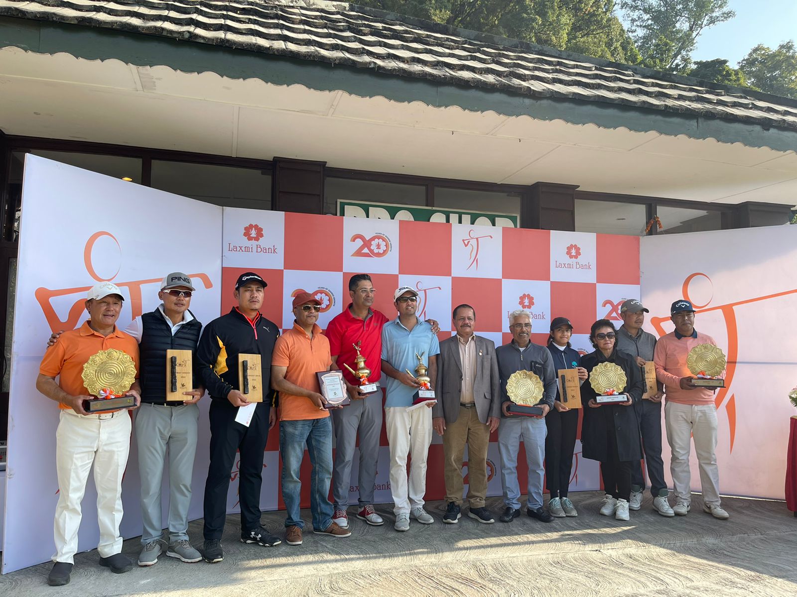लक्ष्मी बैंककाे खुला गल्फ प्रतियोगिताकाे विजेता बने सुरेन राणा