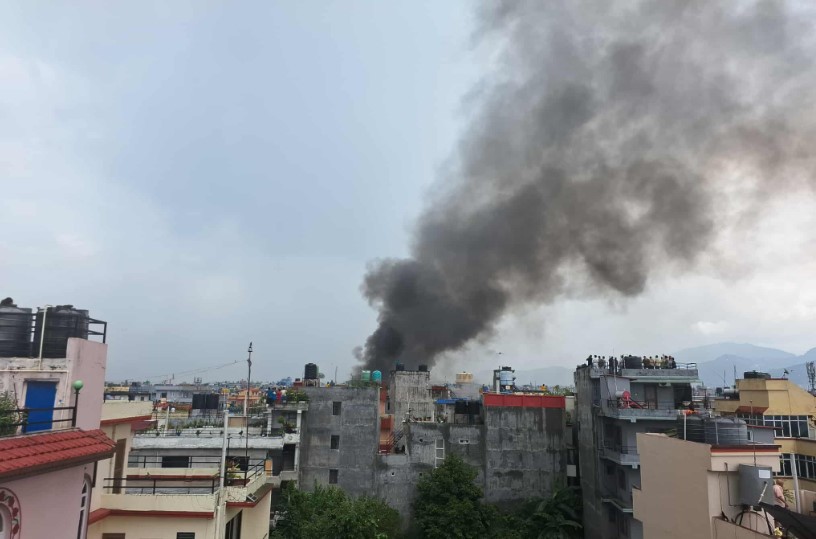 जेनजी आन्दोलन - बालकोटस्थित ओली निवासमा आगजनी